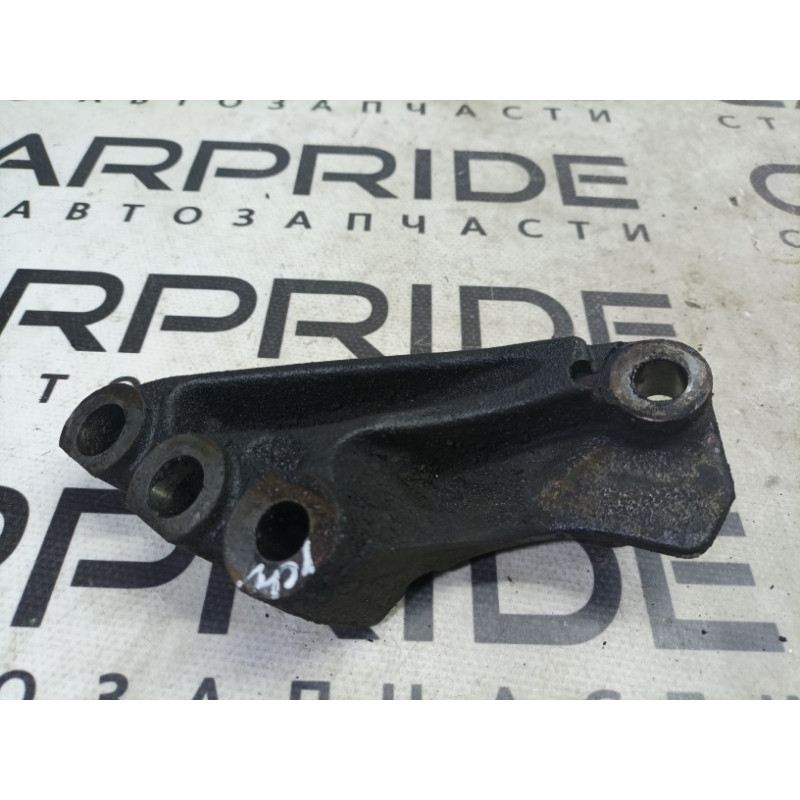 Кронштейн (двигатель и элементы) Honda CRV RD7 2003 2.2 50620SKNE01