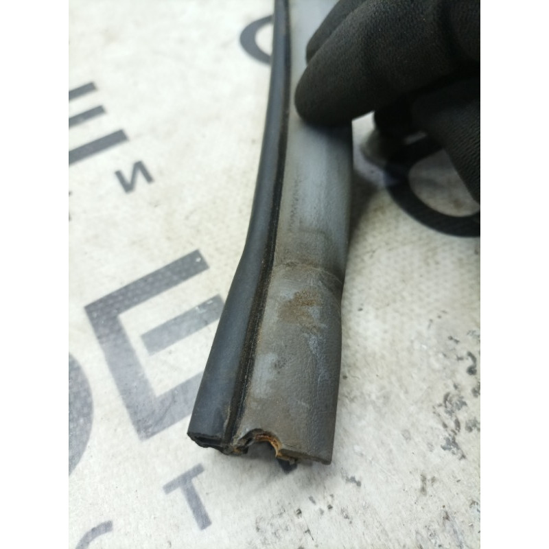 Ущільнювач дверей (кузов и элементы) Honda CRV RD7 2003 2.2 72355SCAE01ZA