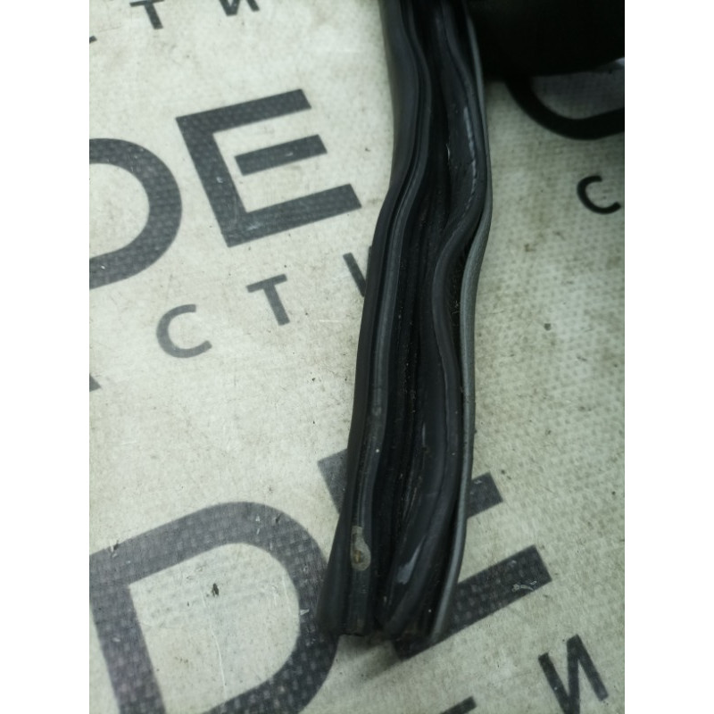 Ущільнювач дверей (кузов и элементы) Honda CRV RD7 2003 2.2 72315SCAE01ZA