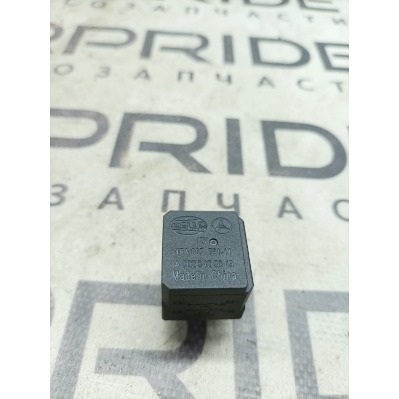 Реле (электрика) Mercedes-Benz E-class W211 2006 3.2 M112.946 a0025428019