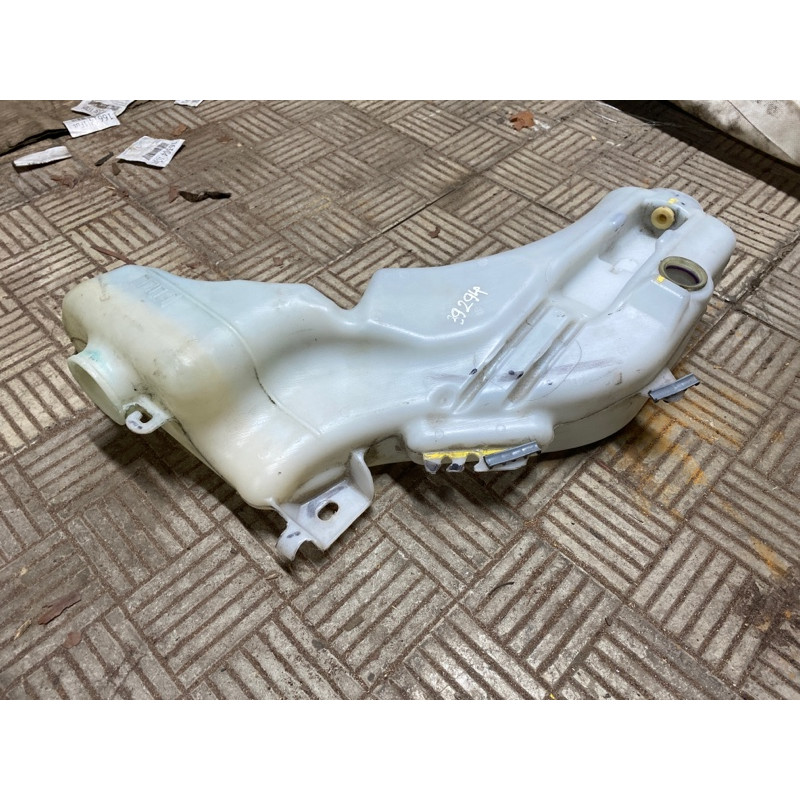 Бачок омывателя (кузов и элементы) Dodge Journey SXT 2013 3.6 05116307ab