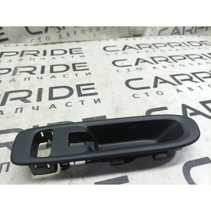 Накладка кнопок стеклоподъемника (салон) Jeep Compass MP 2018 2.4 p6bz29lxhaa