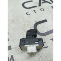 Кнопка склопідйомника