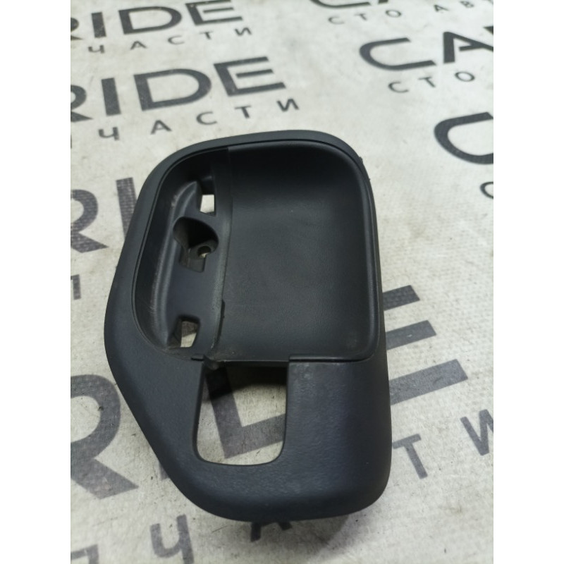 Накладка ручки внутренней (салон) Jeep Compass MK49 2011 2.4 1JV161VTAB