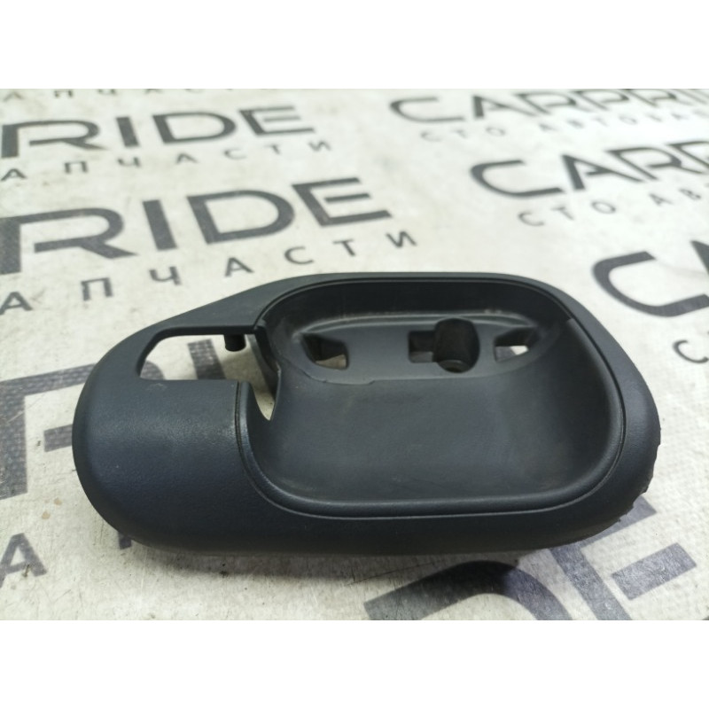 Накладка ручки внутренней (салон) Jeep Compass MK49 2011 2.4 1JV161VTAB