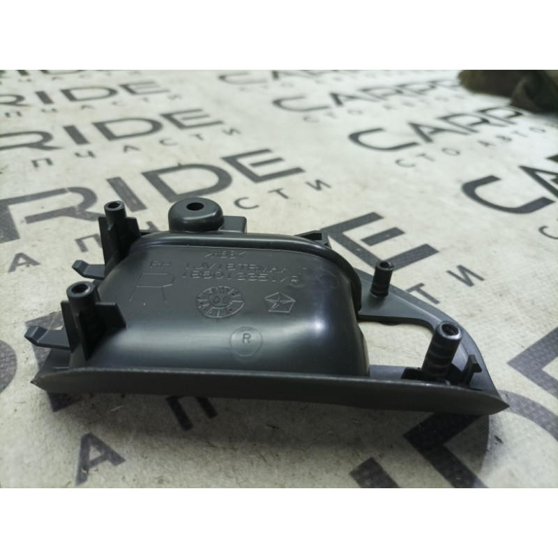 Накладка ручки внутренней (салон) Jeep Compass MK49 2011 2.4 1JV161VTAB