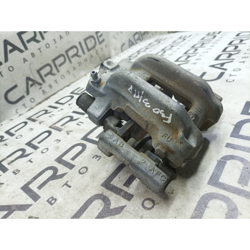 Гальмівний супорт (гальмівна система) BMW 3-series F30 34216850858