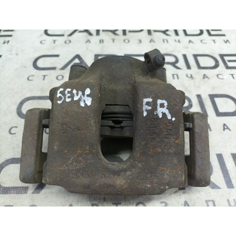 Суппорт тормозной (тормозная система) BMW 3-series E46 M43b18 34116758114