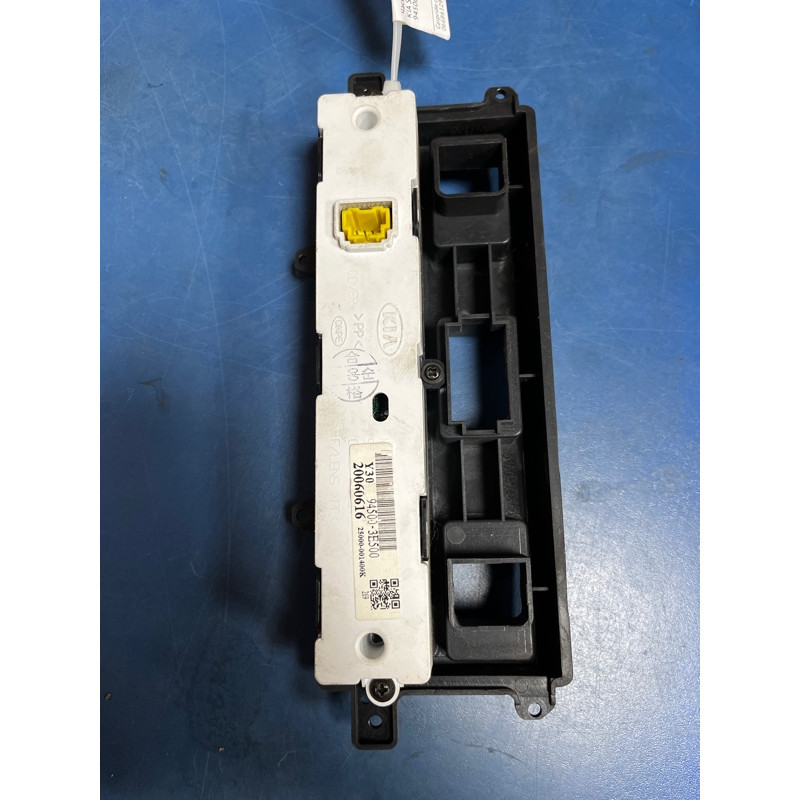 Часы (электрика) KIA Sorento BL 2007 2.5 CRDI 945003e500