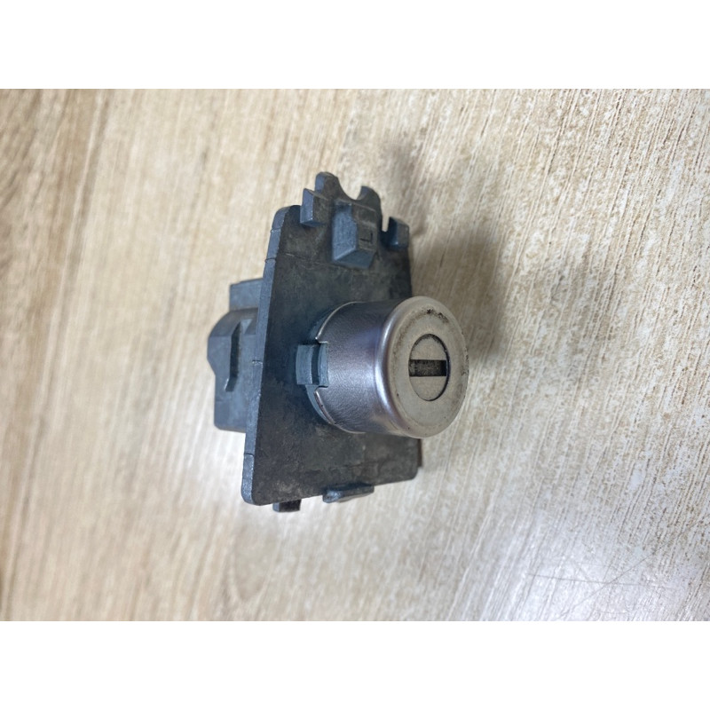 Личинка замка двери (кузов и элементы) Dodge Journey SXT 2014 3.6 68085684AA