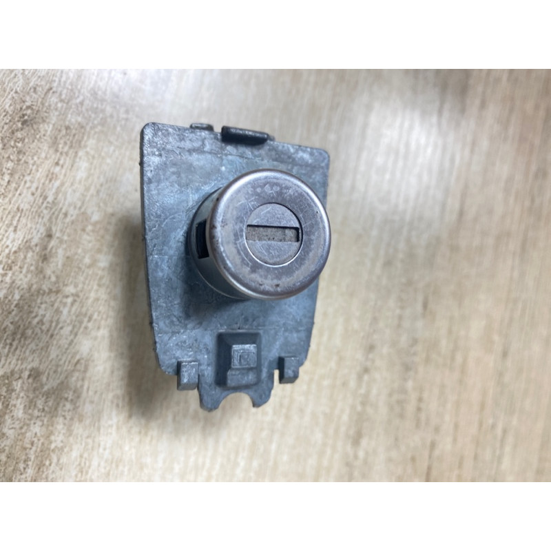 Личинка замка двери (кузов и элементы) Dodge Journey SXT 2014 3.6 68085684AA