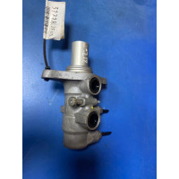 Главный тормозной цилиндр