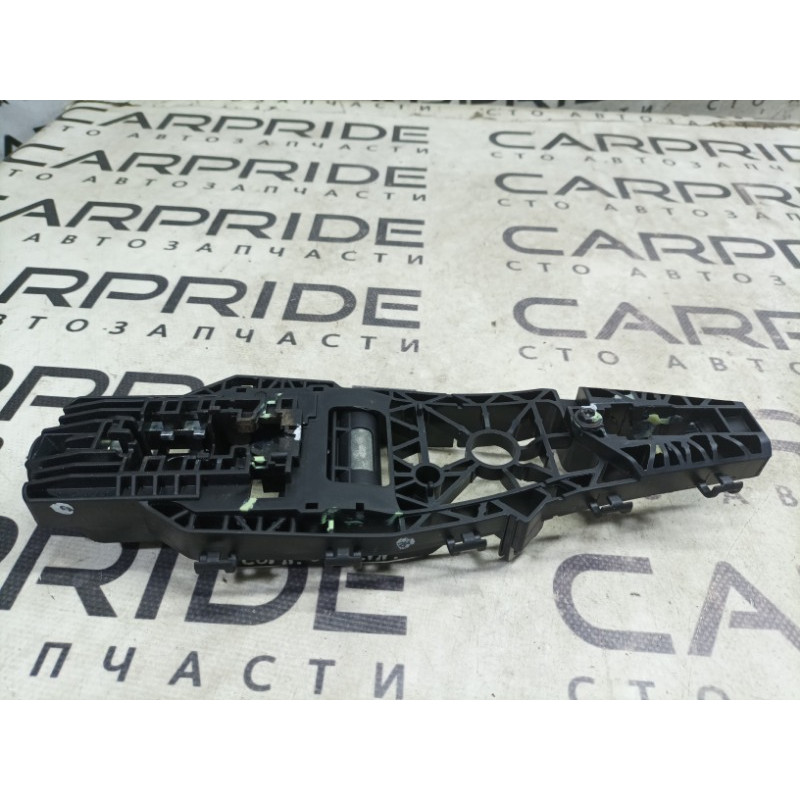 Кронштейн ручки двери (кузов и элементы) Jeep Compass MP 2018 2.4 68242310AB