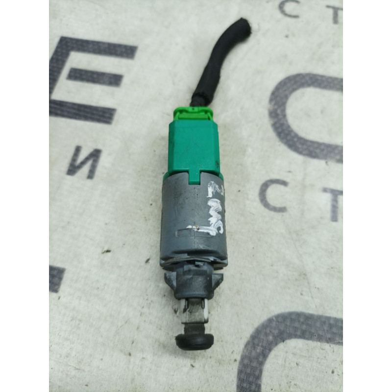 Концевик педали сцепления (электрика / датчики) Renault Megane 3 2009 1.5 253250007r