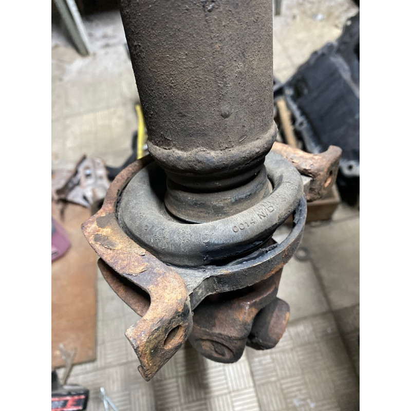 Карданный вал (трансмиссия) Nissan Navara D22 2004 2.5 37300VK300