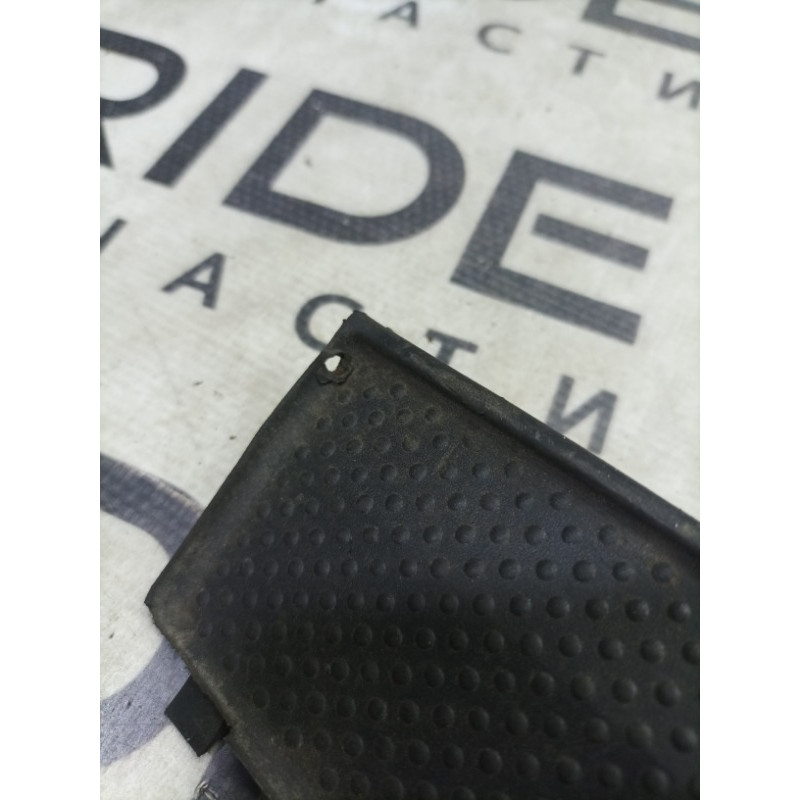 Коврик центральної консолі (салон) BMW 3-series E36 51168135905