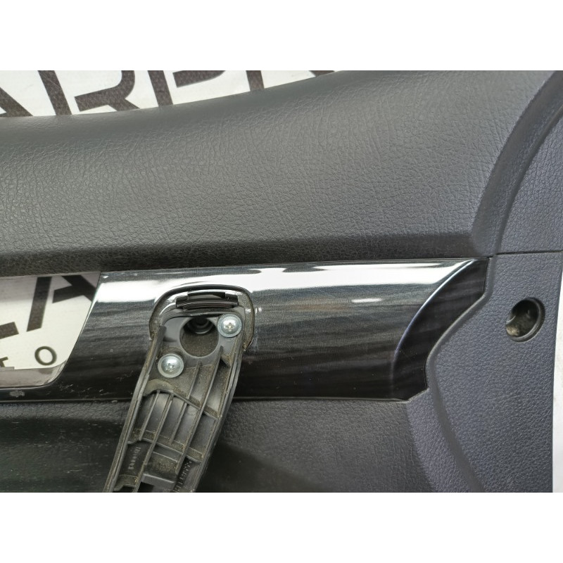 Дверная карта (салон) KIA Sorento UM 2013 2.4 823011u101am2