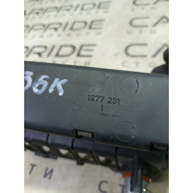 Ящик центральної консолі (салон) BMW 3-series E36 51161977231