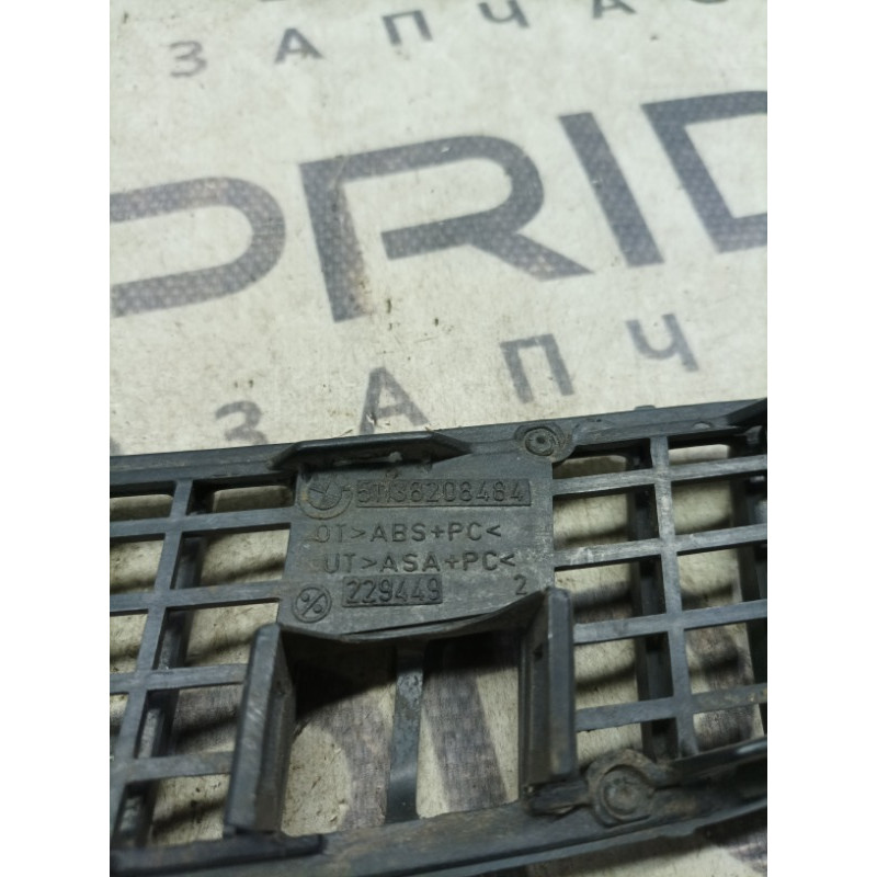 Решетка капота (кузов и элементы) BMW 3-series E46 1998 M43b18 51138208484