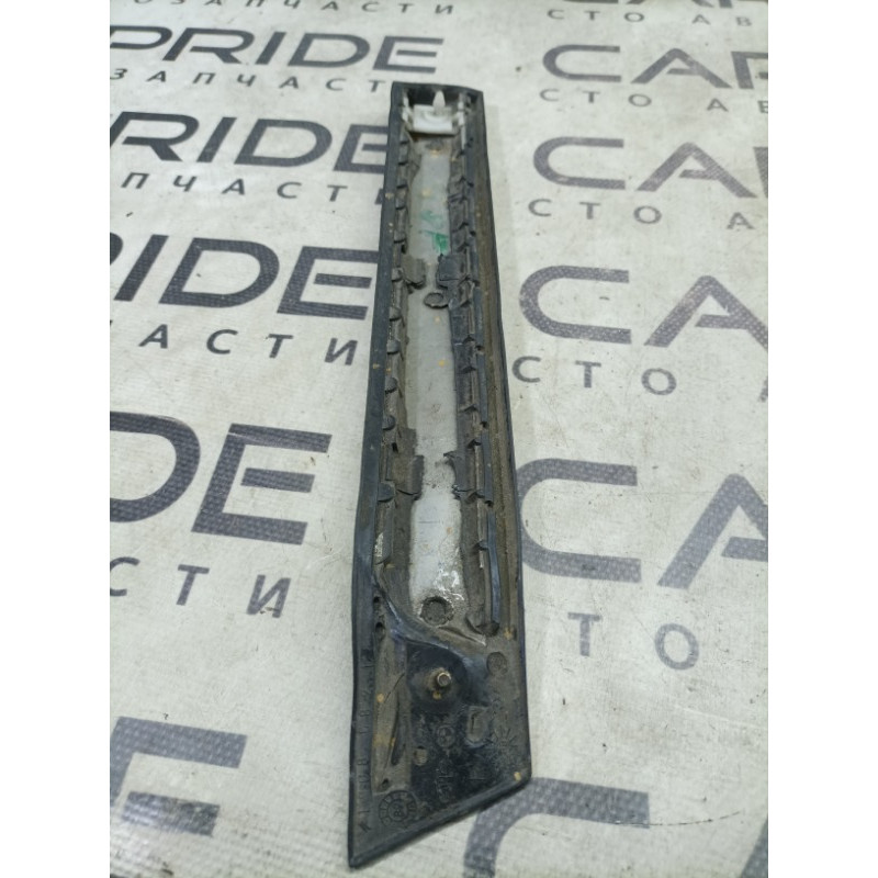 Молдинг крыла (кузов и элементы) BMW 7-series E32 51131908682