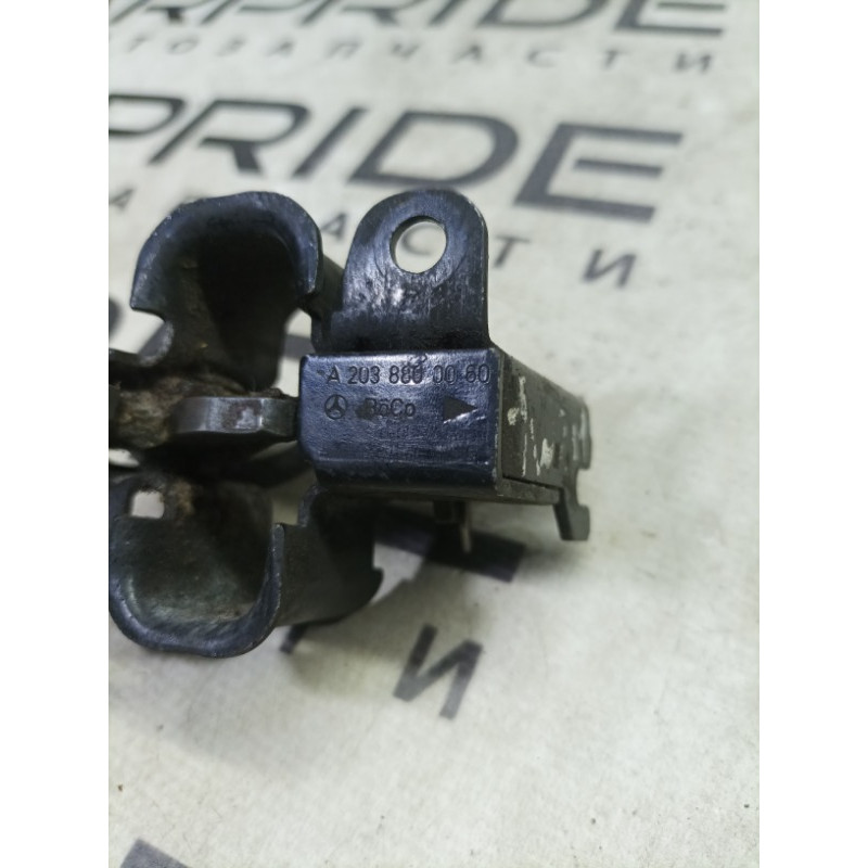 Замок капота (кузов и элементы) Mercedes-Benz E-class W211 2006 3.2 M112.946 a2038800060