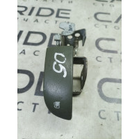 Кнопка відкриття лючка паливного бака