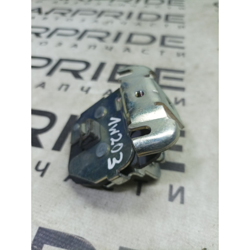 Замок сиденья (салон) Mercedes-Benz C-class W203 1.8 M111.951