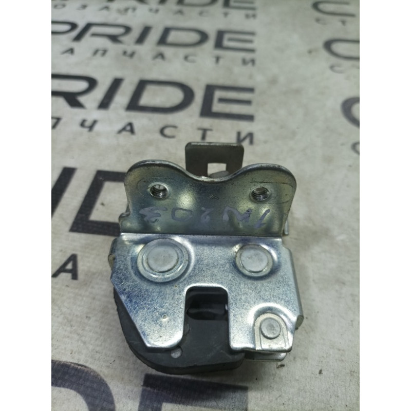 Замок сиденья (салон) Mercedes-Benz C-class W203 1.8 M111.951