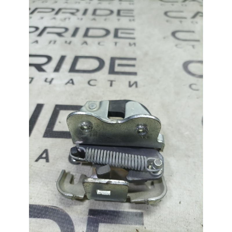 Замок сиденья (салон) Mercedes-Benz C-class W203 1.8 M111.951