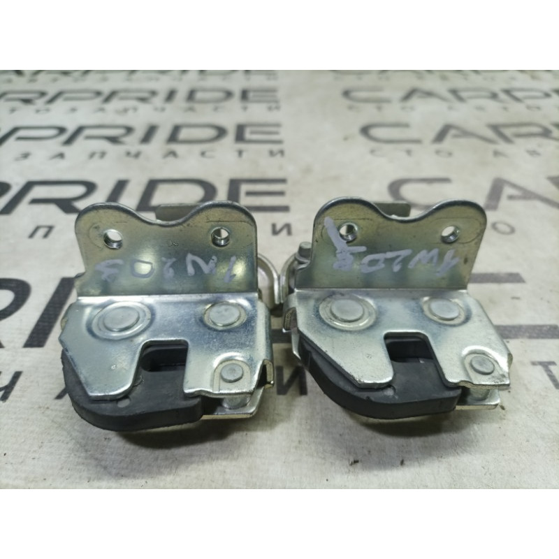 Замок сиденья (салон) Mercedes-Benz C-class W203 1.8 M111.951