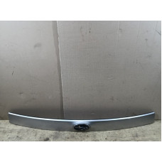 Накладка крышки багажника