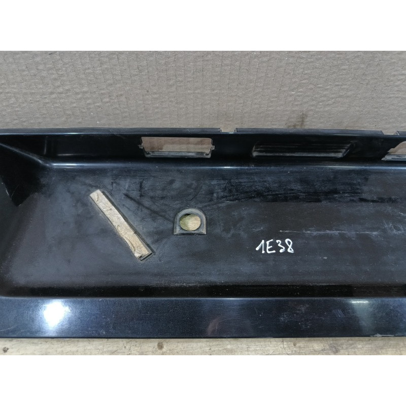 Накладка крышки багажника (кузов и элементы) BMW 7-series E38 1996 M60B40 51138169665