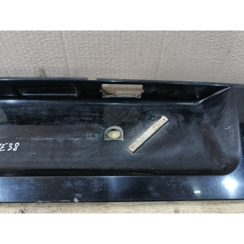 Накладка крышки багажника (кузов и элементы) BMW 7-series E38 1996 M60B40 51138169665