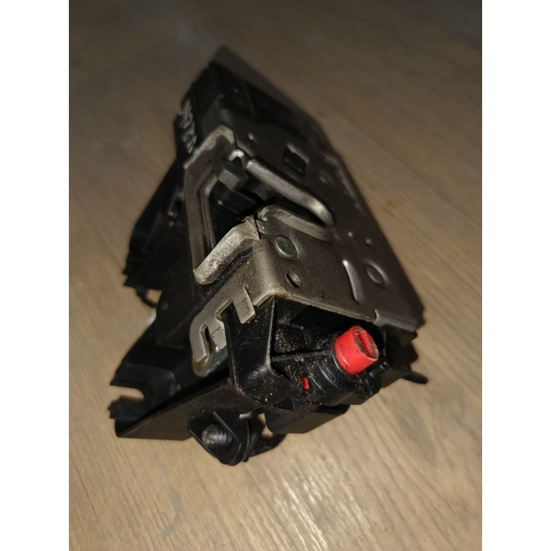 Замок двери (кузов и элементы) Opel Vectra C 2.2 Z22YH 13210763