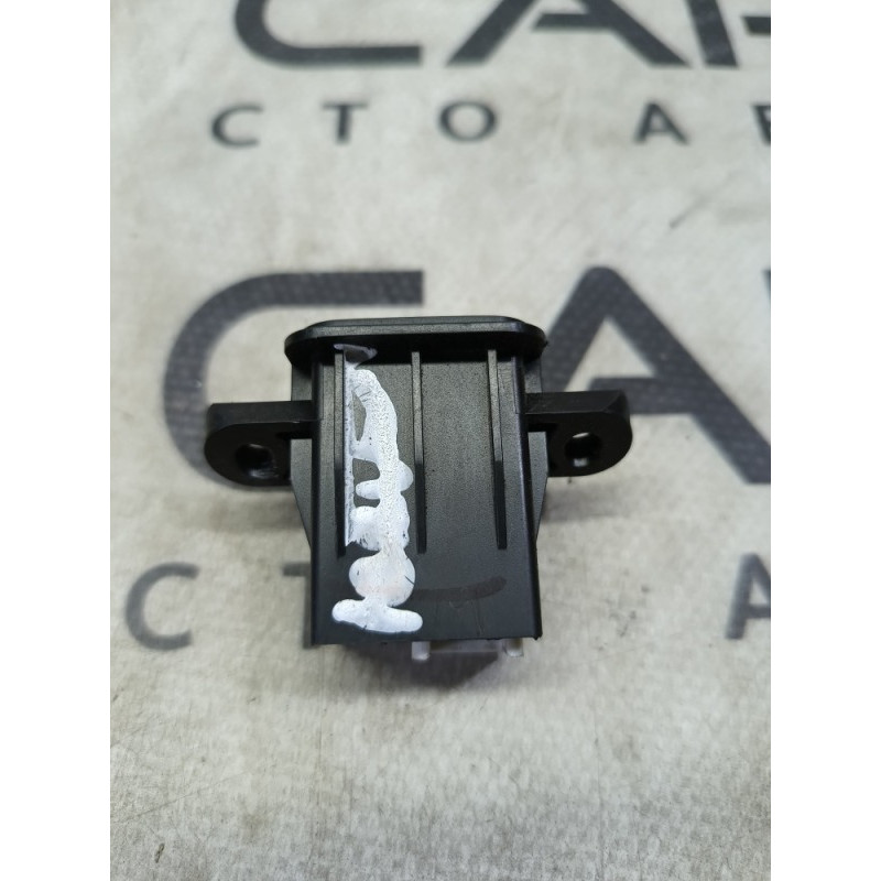 Кнопка відкривання кришки багажника (электрика / кнопки) Honda CRV RD7 2003 2.2 35800S9A003ZA