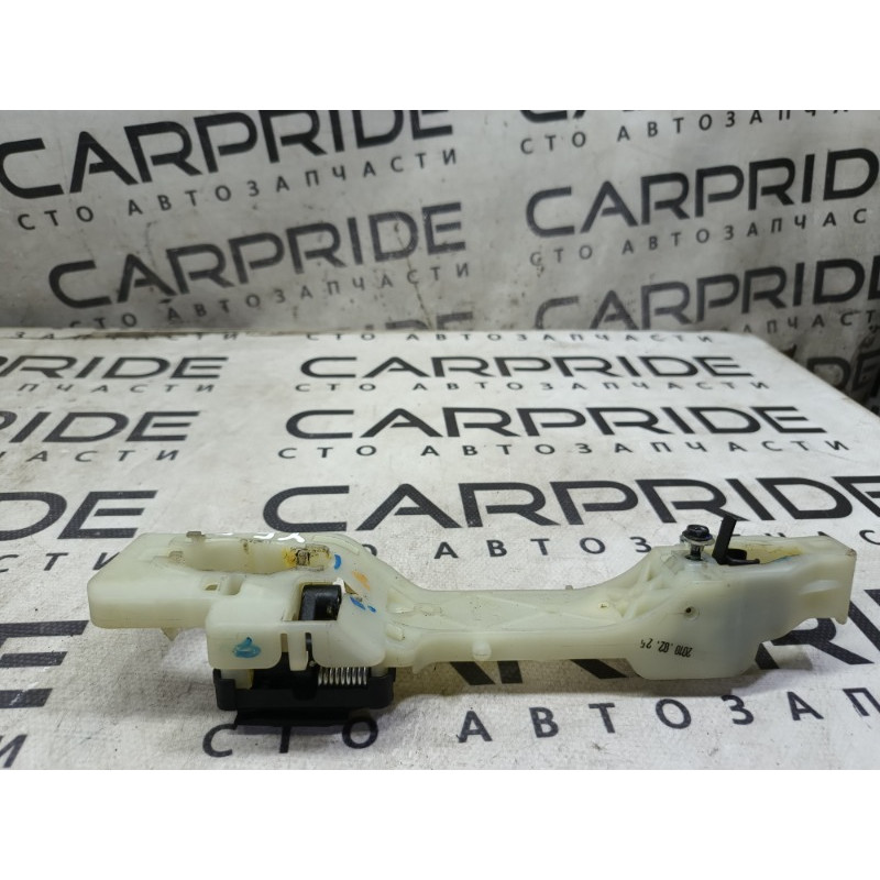 Кронштейн ручки двери (кузов и элементы) Hyundai Sonata YF 826653S200