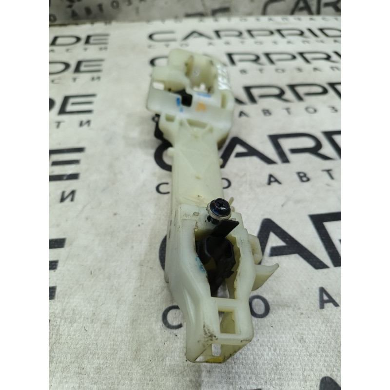 Кронштейн ручки двери (кузов и элементы) Hyundai Sonata YF 826653S200