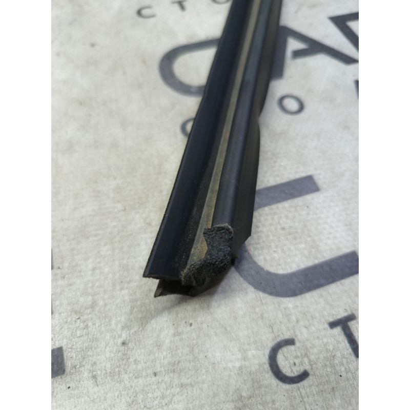 Молдинг стекла внутренний (наружные элементы кузова) KIA Optima TF 2010-2015 832412T000