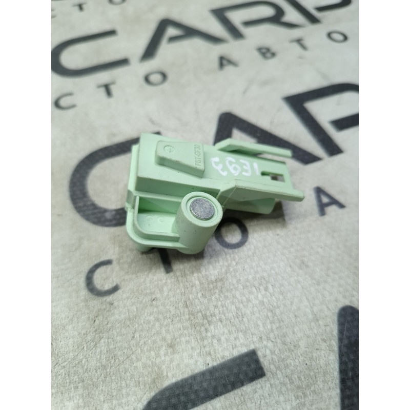 Датчик удару (електрика / датчики) BMW 3-series E93 2010 3.0 N52 65779118167