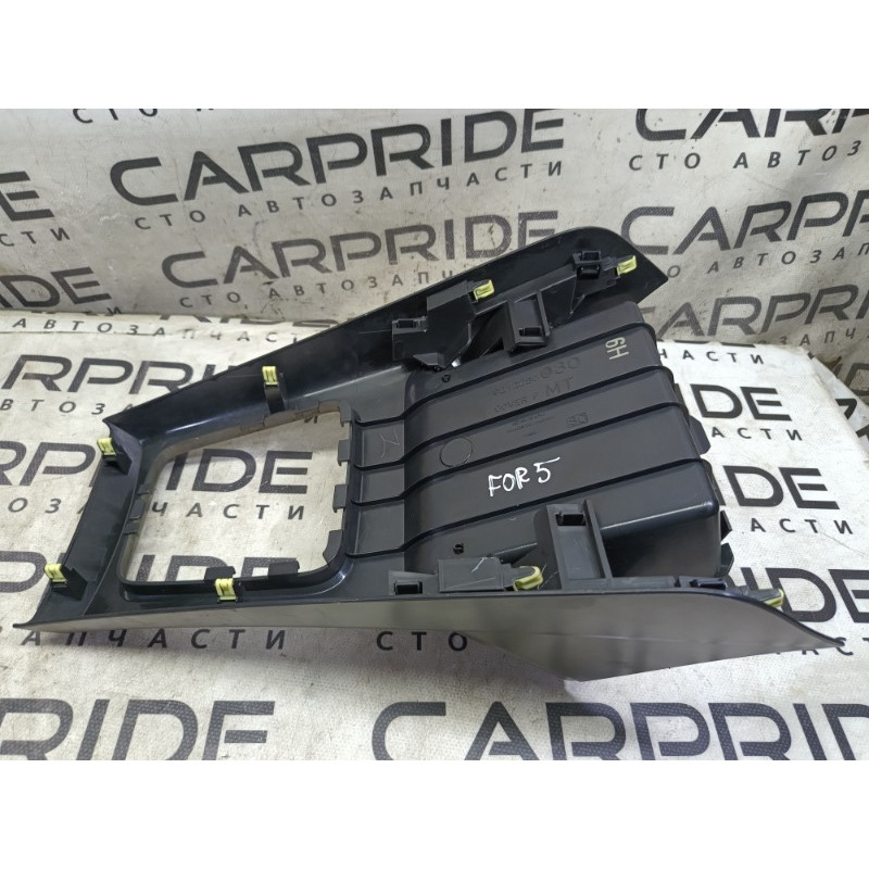 Центральная консоль (салон) Subaru Forester SH 2008 2.0 92122sc030