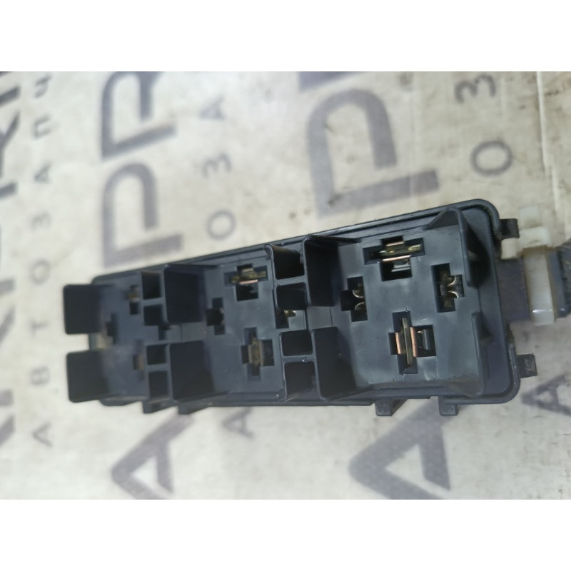 Блок реле (электрика) Subaru Forester SH 2008 2.0