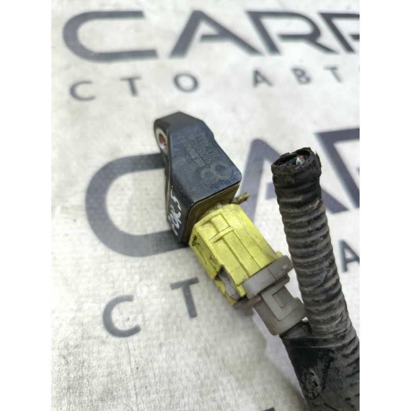 Датчик удара (электрика / датчики) Subaru Forester SH 2008 2.0 98231fg000