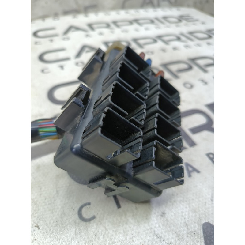 Блок реле (электрика) Subaru Forester SH 2008 2.0 lb800101b