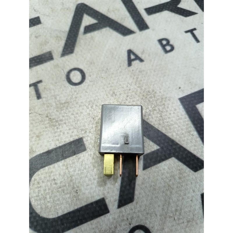 Реле (электрика) Subaru Forester SH 2008 2.0 82501AG070