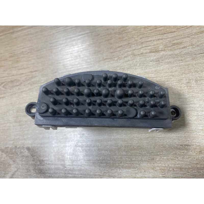 Резистор пічки (обігрів та кондиціювання.) BMW 3-series F30 2014 N20B20 64119276112