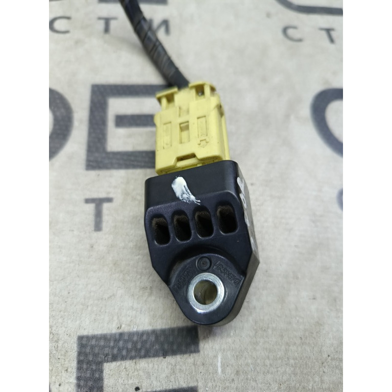 Датчик удара (электрика / датчики) Subaru Forester SH 2008 2.0 98235sc000