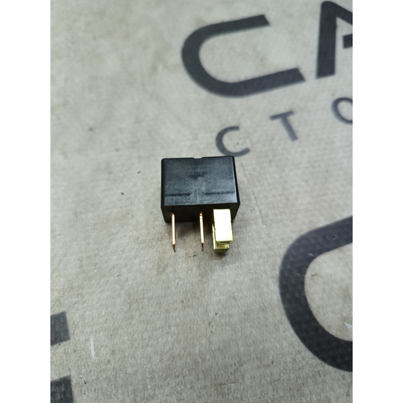 Реле (электрика) Subaru Forester SH 2008 2.0 82501AG070