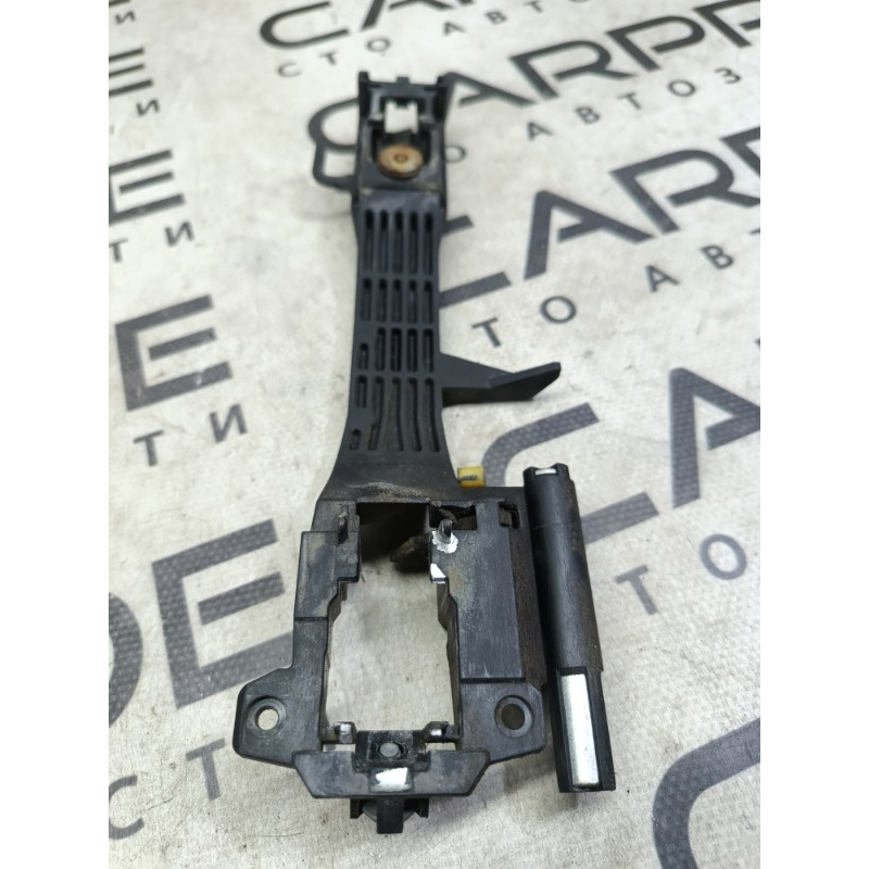 Кронштейн ручки двери (кузов и элементы) Subaru Forester SH 2008 2.0 61142FG010