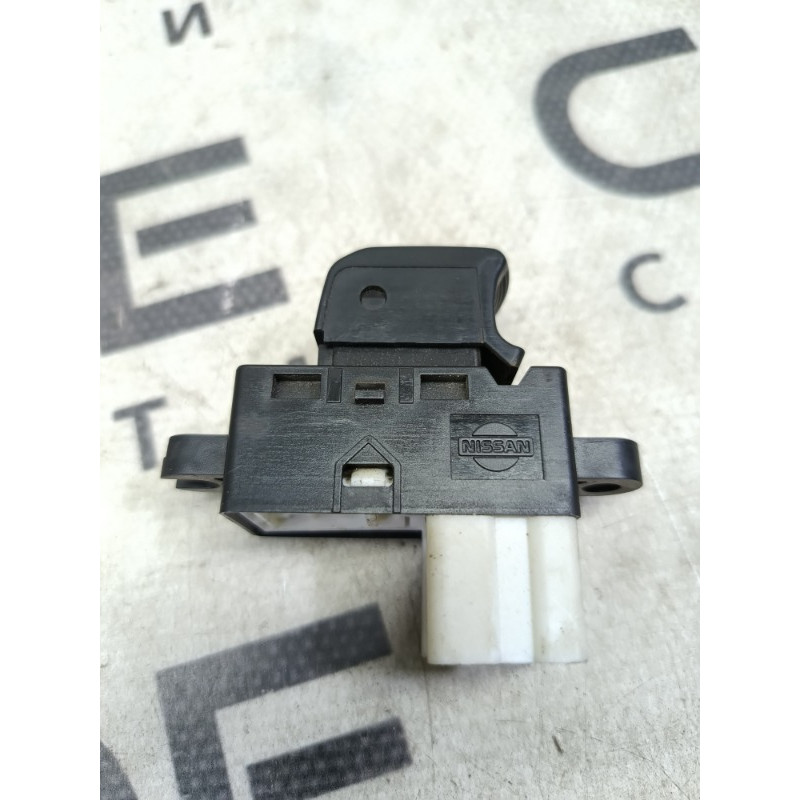 Кнопка стеклоподъемника (электрика / кнопки) Subaru Forester SH 2008 2.0 83071FG110