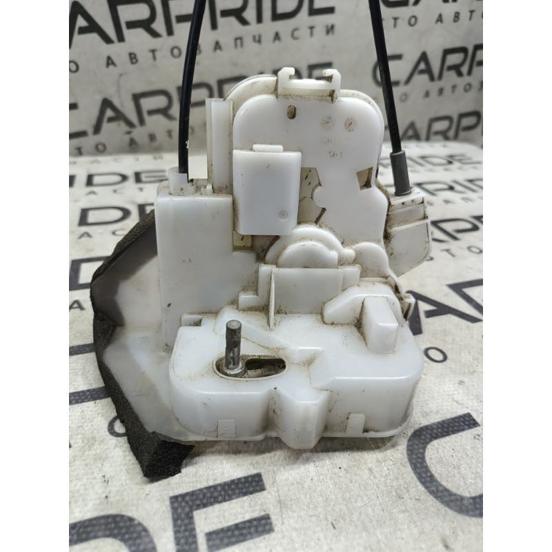 Замок дверей (кузов і елементи) Subaru Forester SH 2008 2.0 61035SC200